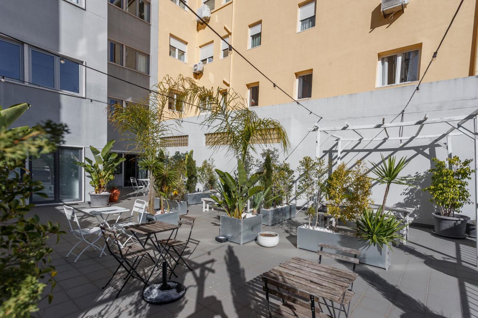 Apperol Lisbon Escape - By Misha'S Place 2A Экстерьер фото